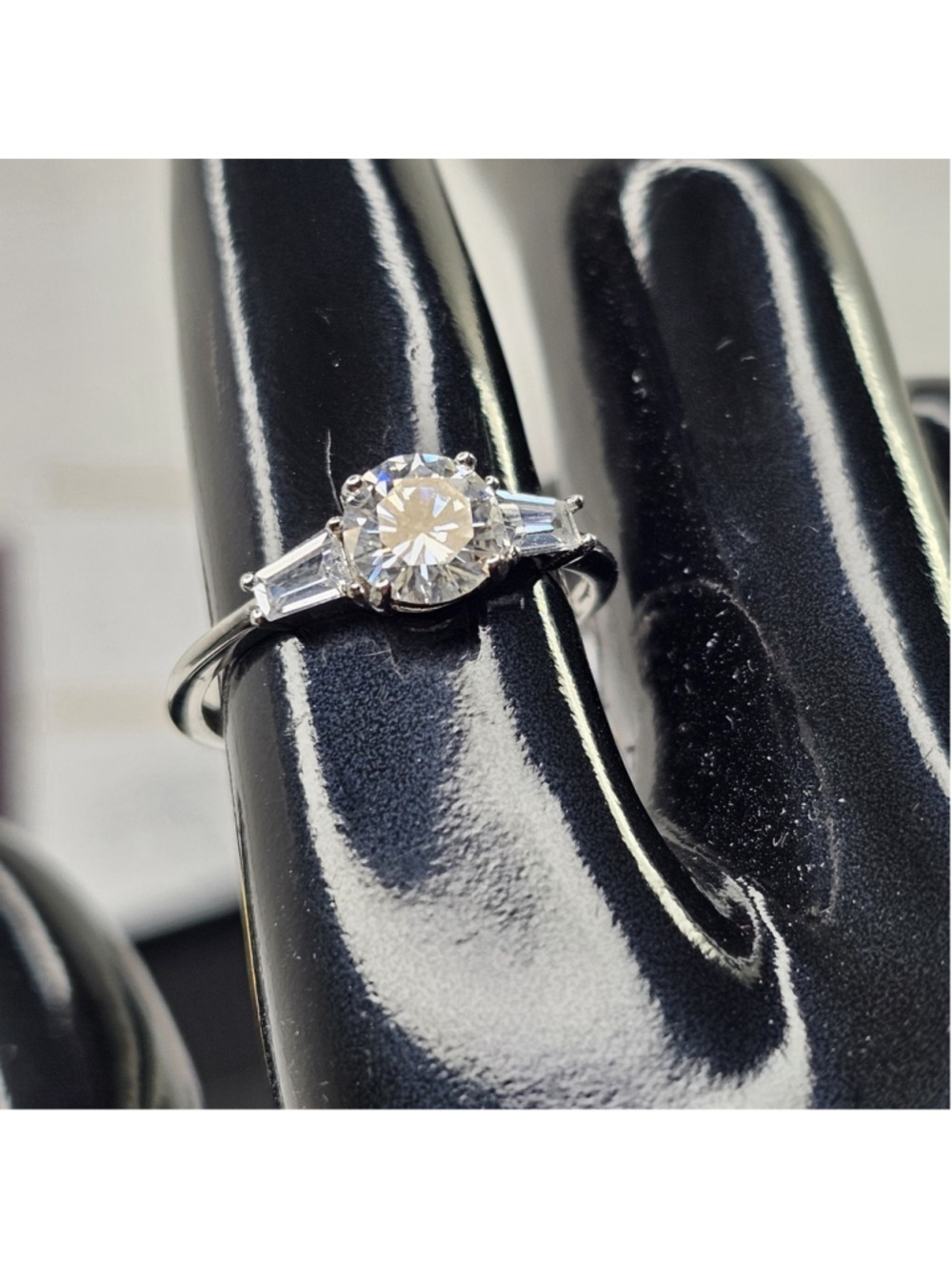 1 Carat Round Brilliant Moissanite 925 Sterling Silver Adjustable Ring GRA